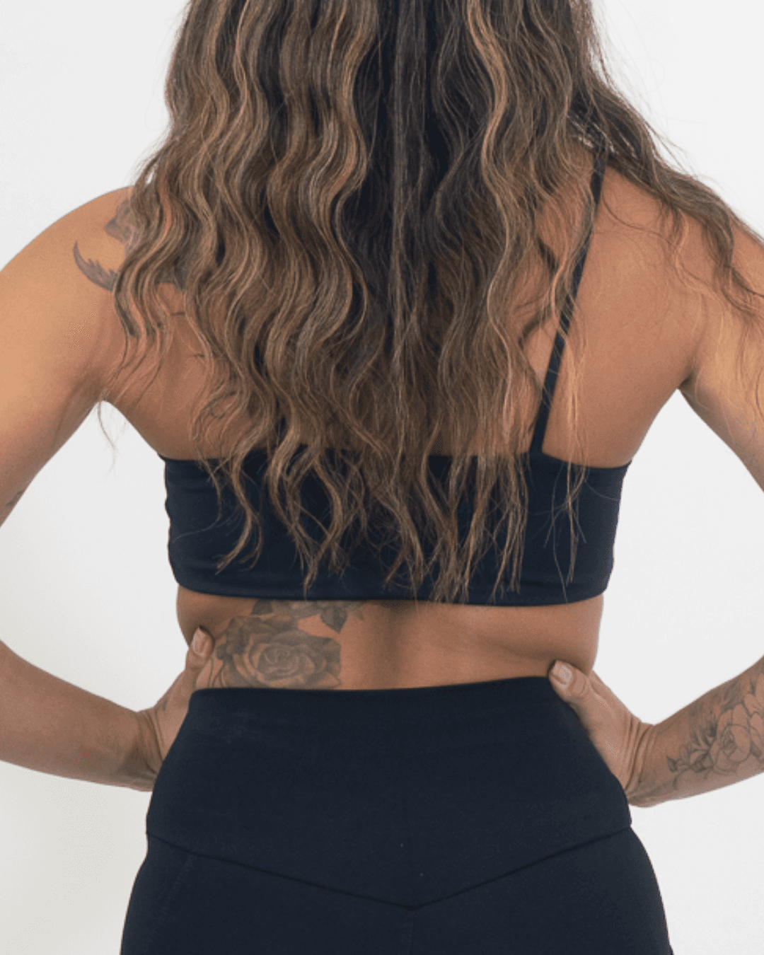 Top Fitness Preto de Alça Fina 3